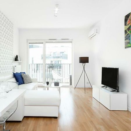 A&D Apartment By Noclegi Renters Varsavia Esterno foto