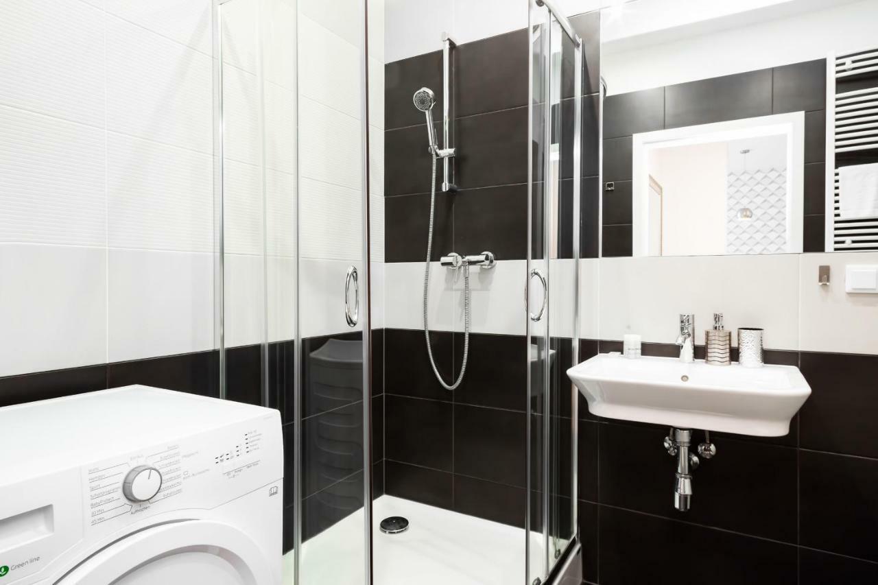 A&D Apartment By Noclegi Renters Varsavia Esterno foto