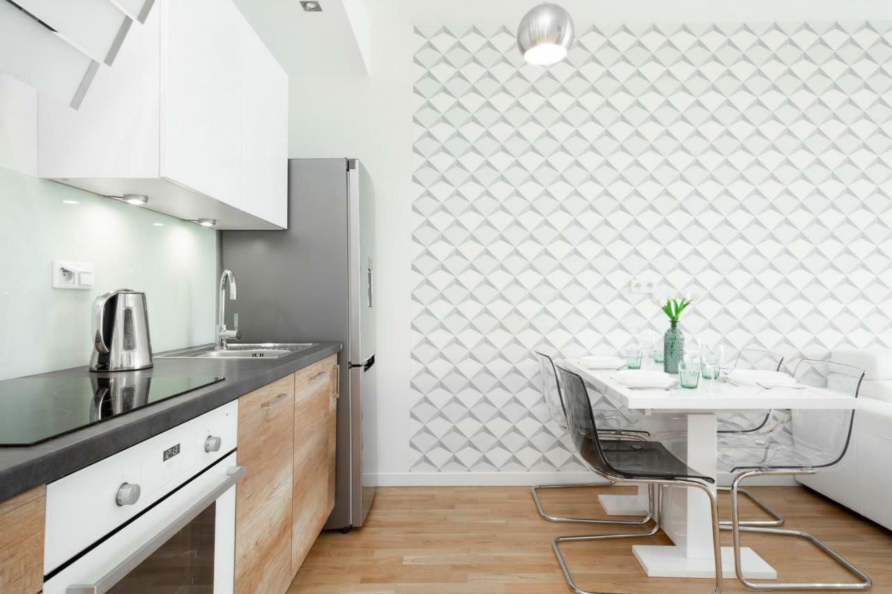 A&D Apartment By Noclegi Renters Varsavia Esterno foto